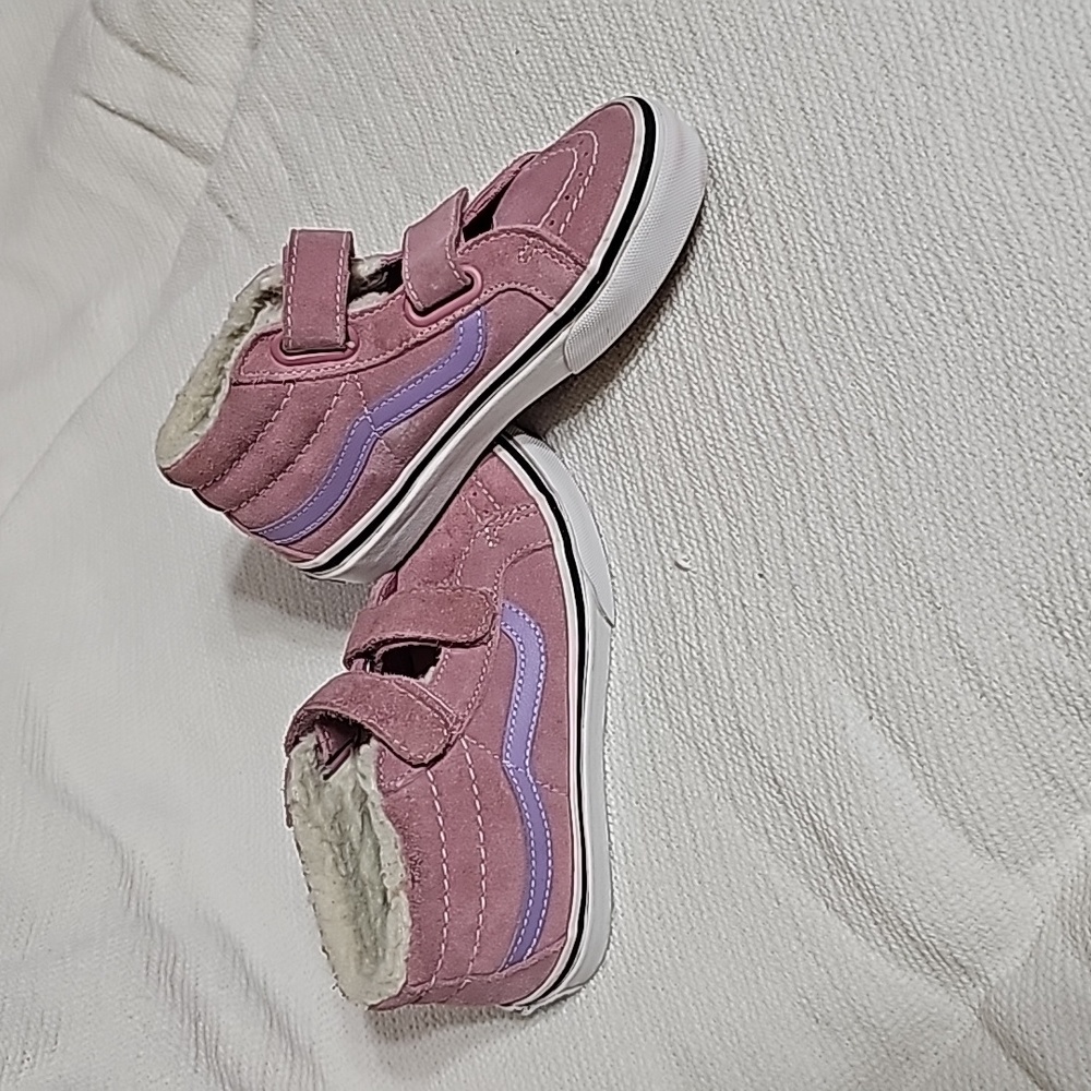 Van's Sk8 Mid Suede shoes